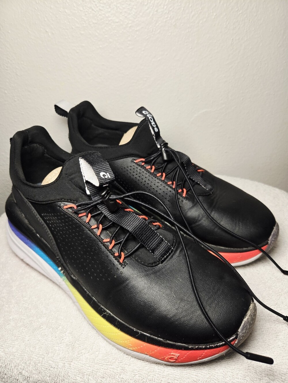 Clove Classic Nursing Shoes Black Rainbow Soul Limited Edition Women 10 Men 8.5